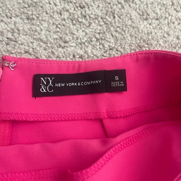 New York & Company Hot Pink Pencil Skirt - Picture 2 of 3